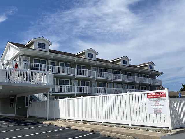 1100  New Jersey Avenue 204<br/>North Wildwood New Jersey 08260-2883